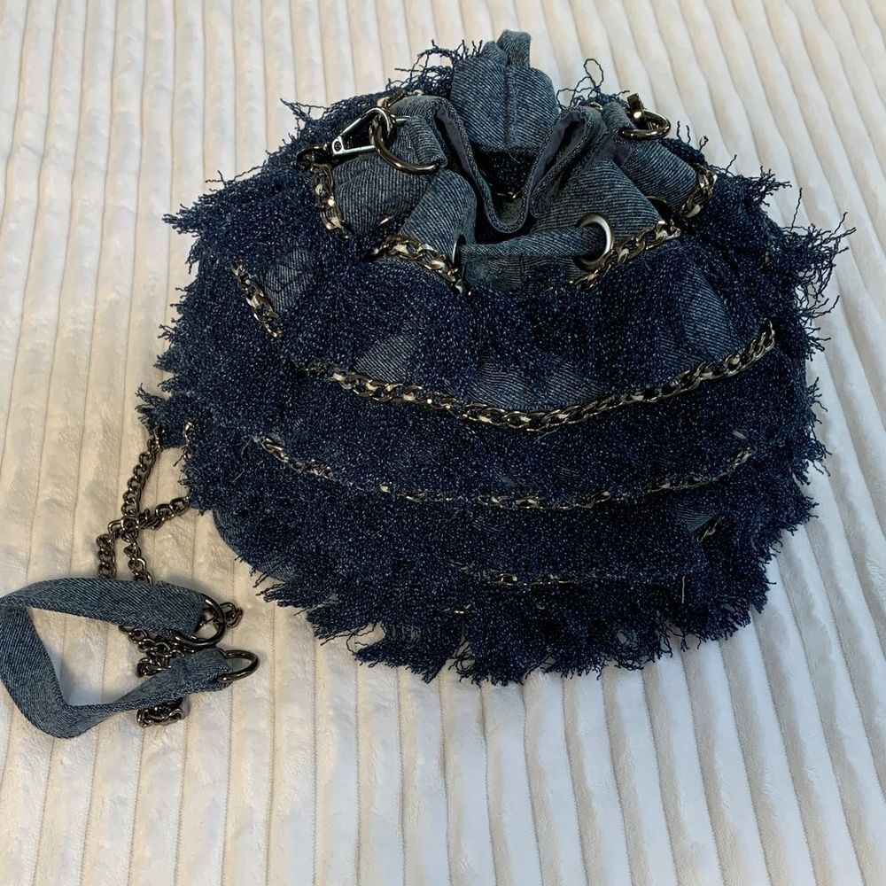 America & Beyond Fringe Whimsy Crossbody Bag - Picture 4 of 10